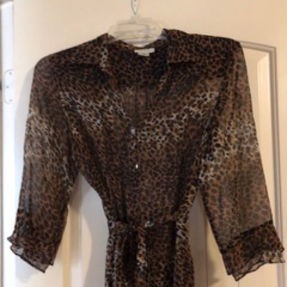 Shell: 100% Silk; Lining: 100%s Polyester